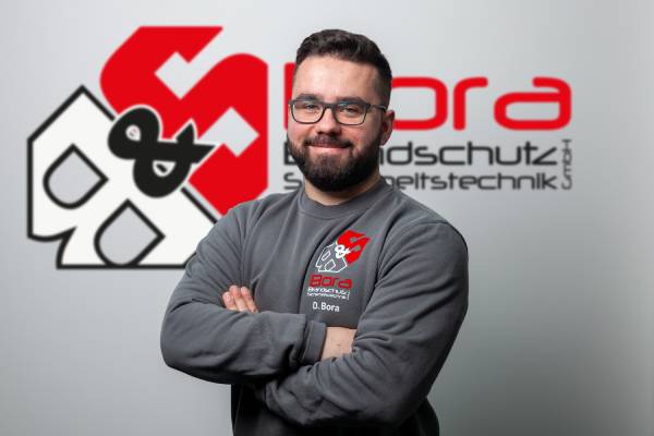 Devin Bora, Brandschutz-Servicetechniker